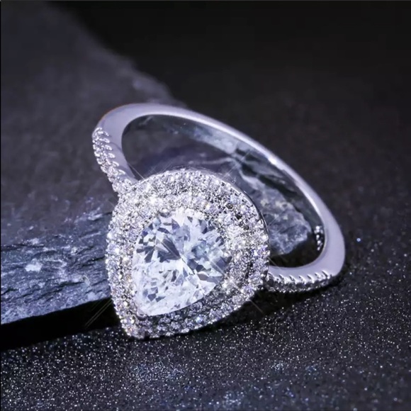 Jewelry - #1 Women’s 925 Silver Romantic Heart Diamond Ring